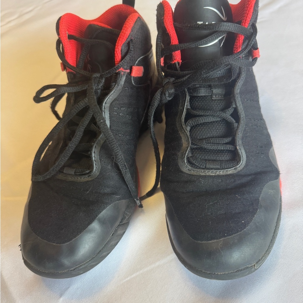 Tarmak Boys Shoe Size 6 Athletic